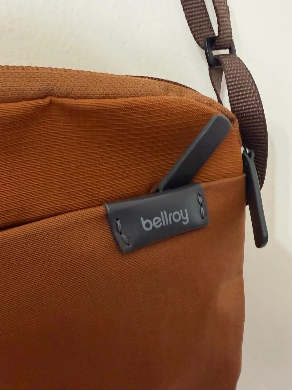 Like New Bellroy City Pouch Plus